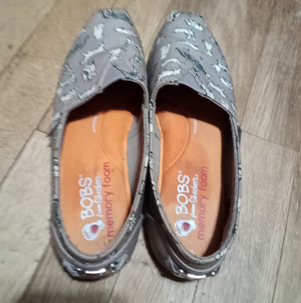 Toms